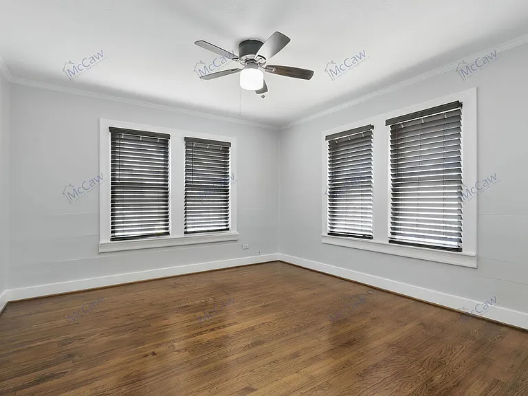 2516 Primrose Ave — Photo 11