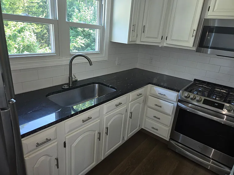 21 Bremen St — Photo 3