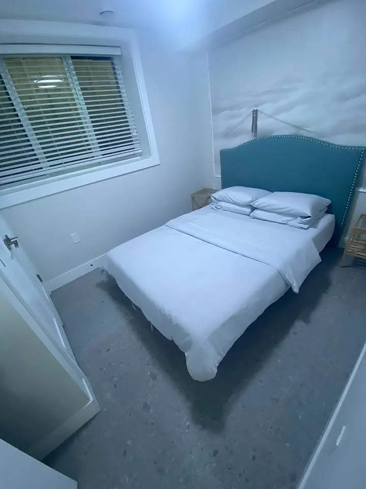2 bed, 850 sqft, $2,500 — Photo 4