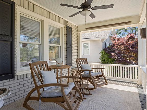 3rd image of 28 Tindal Ave