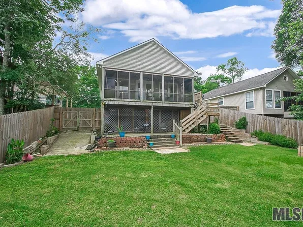 20956 Diversion Canal Rd, Maurepas, LA 70449