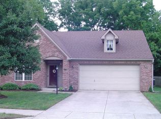 6317 Valleyview Dr, Fishers, IN 46038