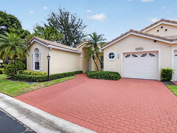 2nd image of 17257 Boca Club Boulevard Apt 5