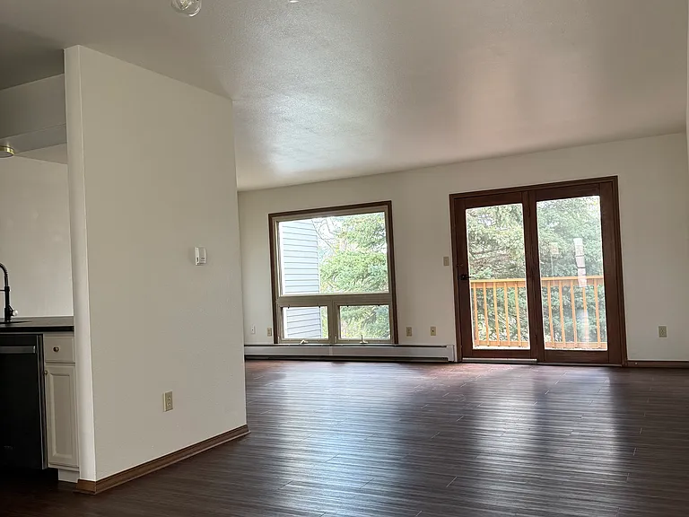 5520 Townsend Pl #B — Photo 8