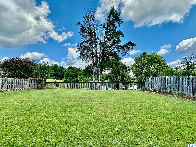 277 Creekside Ln — Photo 38
