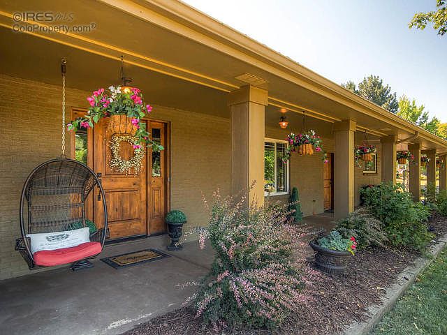 Welcoming porch