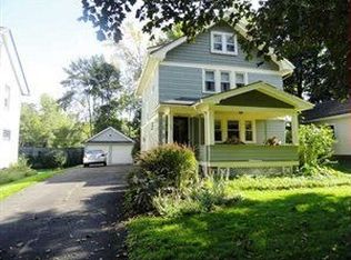 396 Meadow Dr, Rochester, NY 14618