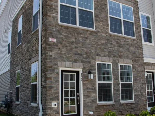 180 Leona Stewart Ln, Pennington, NJ 08534