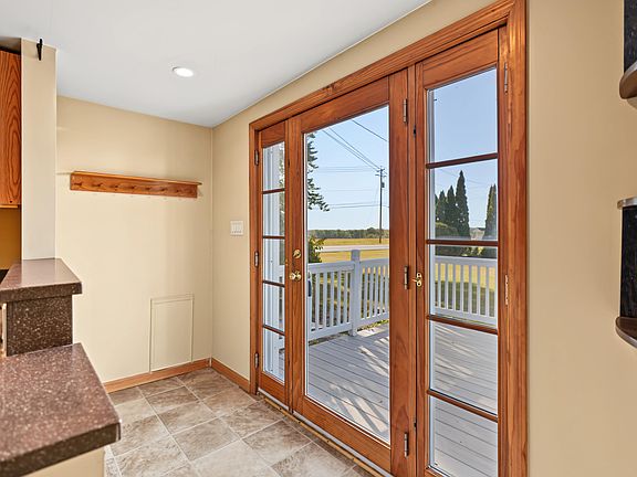 5th image of 3845 New York Rd #22