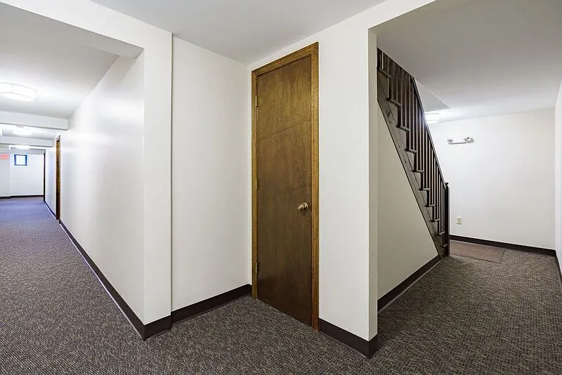 Studio, 1.0 bath, 375 sqft, $1,250 — Photo 4