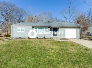 8402 E 86th Ter, Raytown, MO 64138