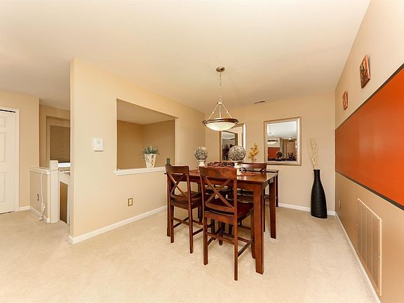 4th image of 14438 Moravian Manor Cir