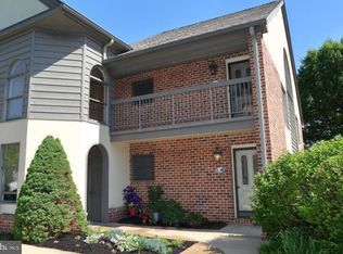 10 Amberley Way, Lititz, PA 17543