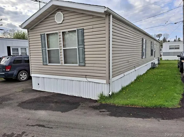 504 N Main St, Yale, MI 48097