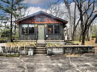 37 S Lake Shore County Rd, Beverly Shores, IN