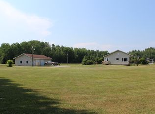 900 Winter Dr NW, Baudette, MN 56623