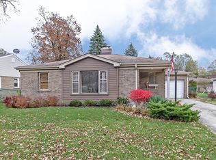 405 N Dryden Pl, Arlington Heights, IL