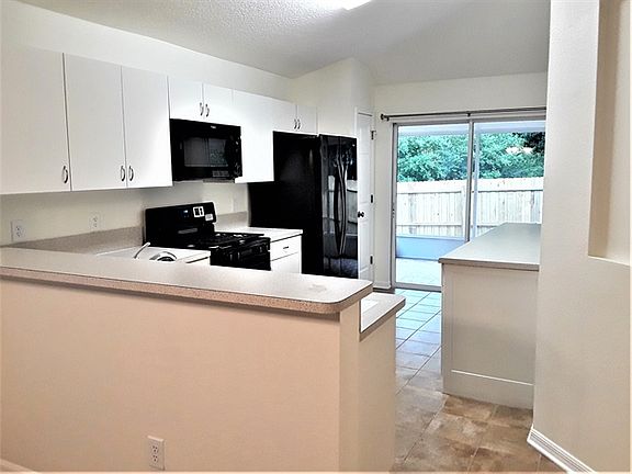 4th image of 2544 E 150th Ave