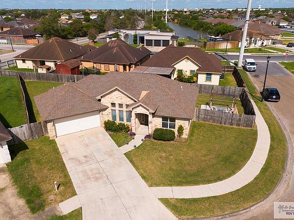 2nd image of 3702 Calle Uruguay