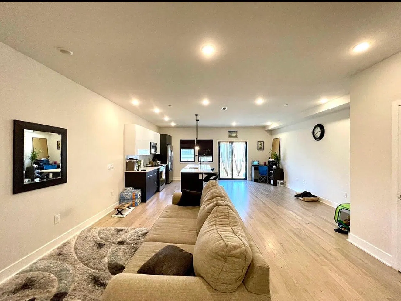 2 bed, 2.5 bath, 1400 sqft, $2,150 — Photo 1