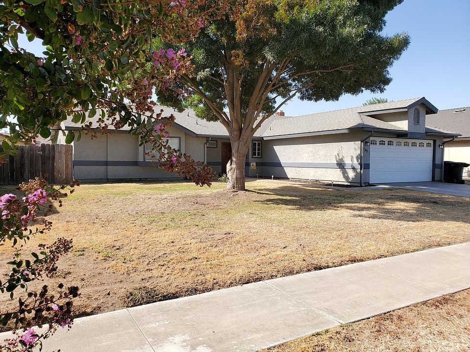 1st image of 755 Rosewood Ln