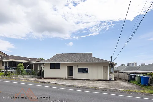 2133 Metcalf St Photo 1