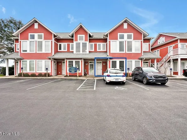 5005 Oquinn Boulevard SE #103, Southport, NC 28461