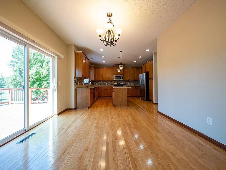 16549 Dodd Ln — Photo 10