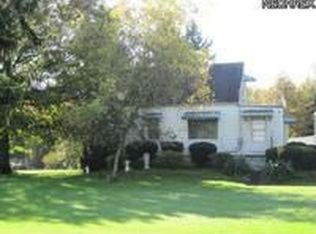 4273 Cooper Rd, Lowellville, OH 44436