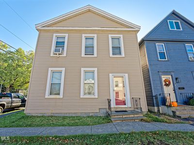 662 5th Avenue, Troy, NY, 12182