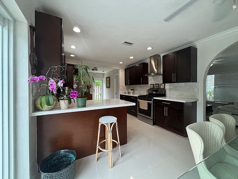 12500 SW 104th Ter — Photo 4