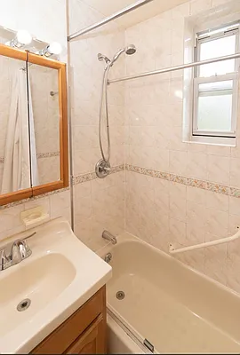 Rented by RealTegrity NY LLC | media 45