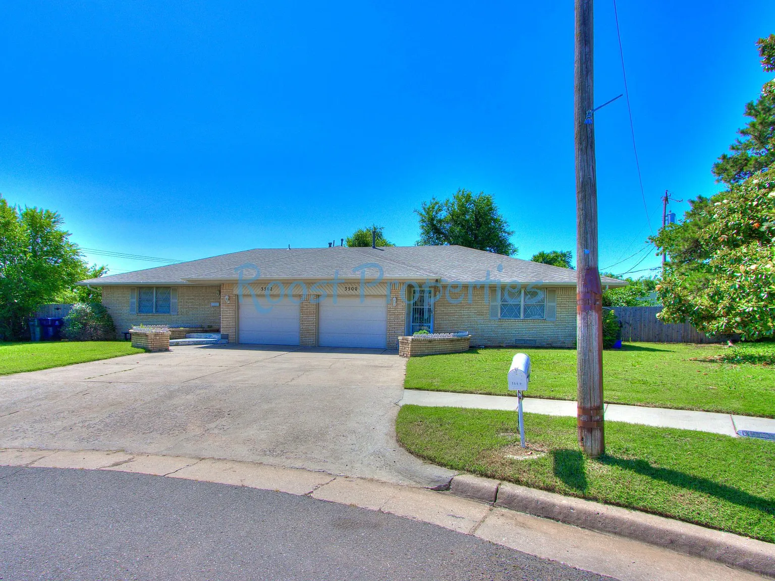 2 bed, 1.5 bath, 1068 sqft, $1,100 — Photo 1