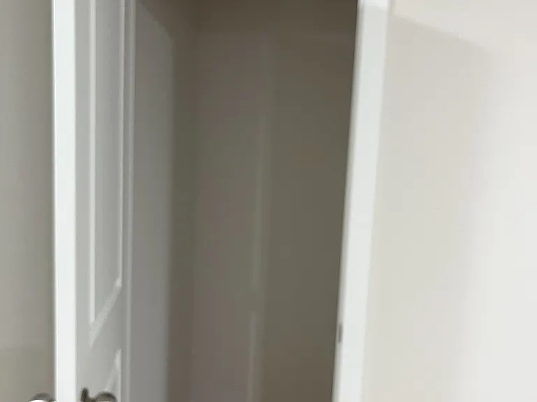 114 Continental Way — Photo 3