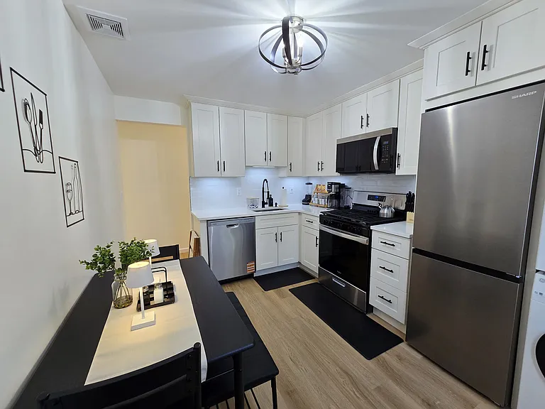 396 Kaplan Ave #1 — Photo 8
