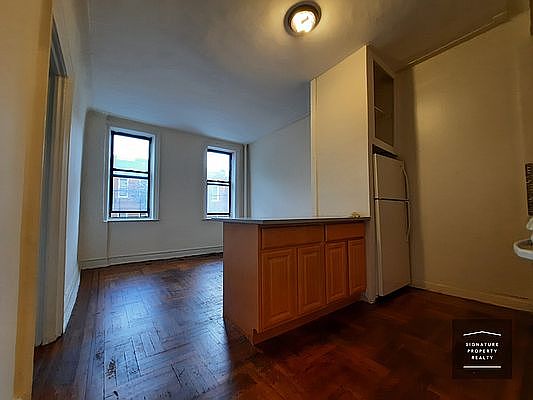 1st image of 4109 9th Ave #11
