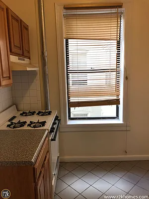 Rented by Realty 2000 Corp | media 14