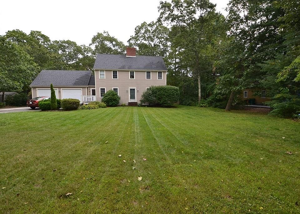 395 Mendon Rd, North Attleboro, MA 02760 Zillow
