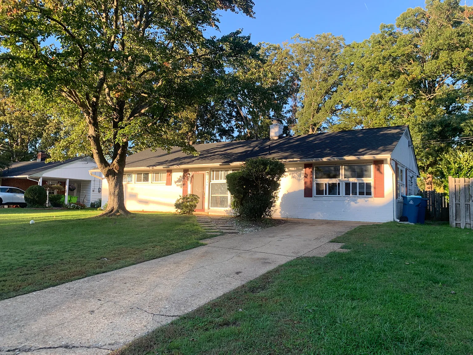 3 bed, 1404 sqft, $2,890 — Photo 3