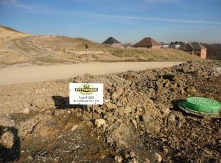 170 Ridge Ave, Mcknight, PA 15237