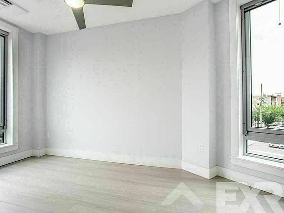 5th image of 975 Liberty Ave #5FF