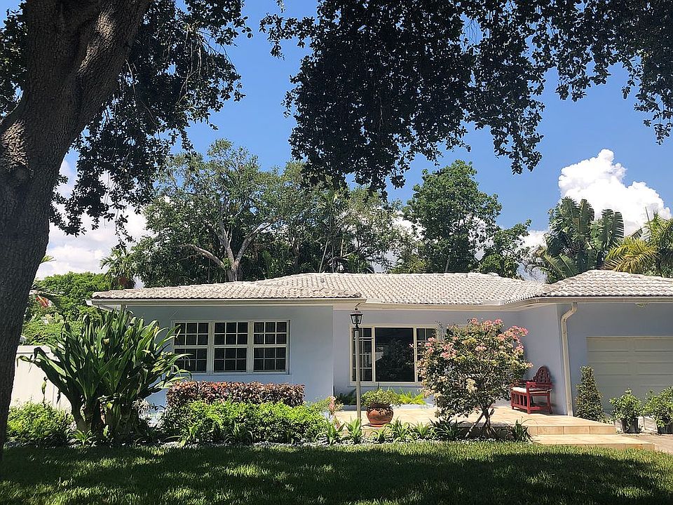 1st image of 9376 NE 9th Pl