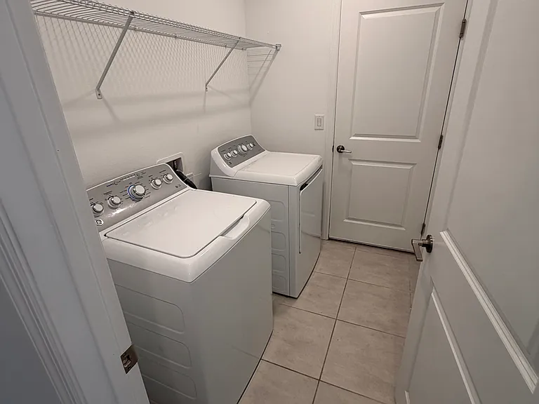 4438 Petunia St — Photo 8