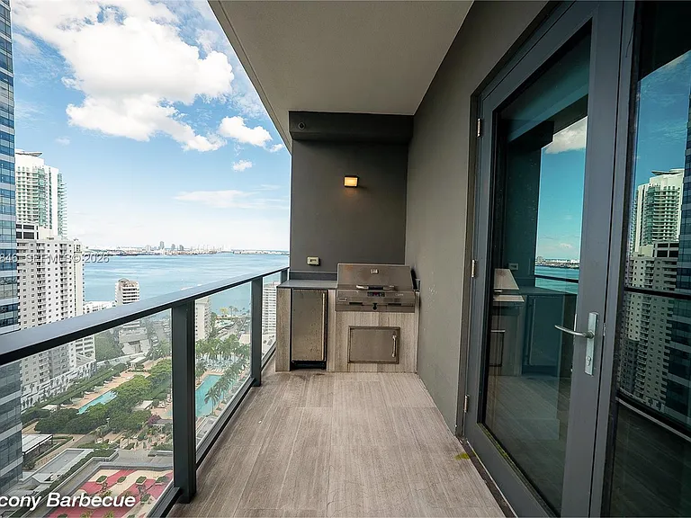 1451 Brickell Ave #2706 — Photo 16