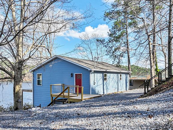 3rd image of 1415 Gold Mine Branch Rd