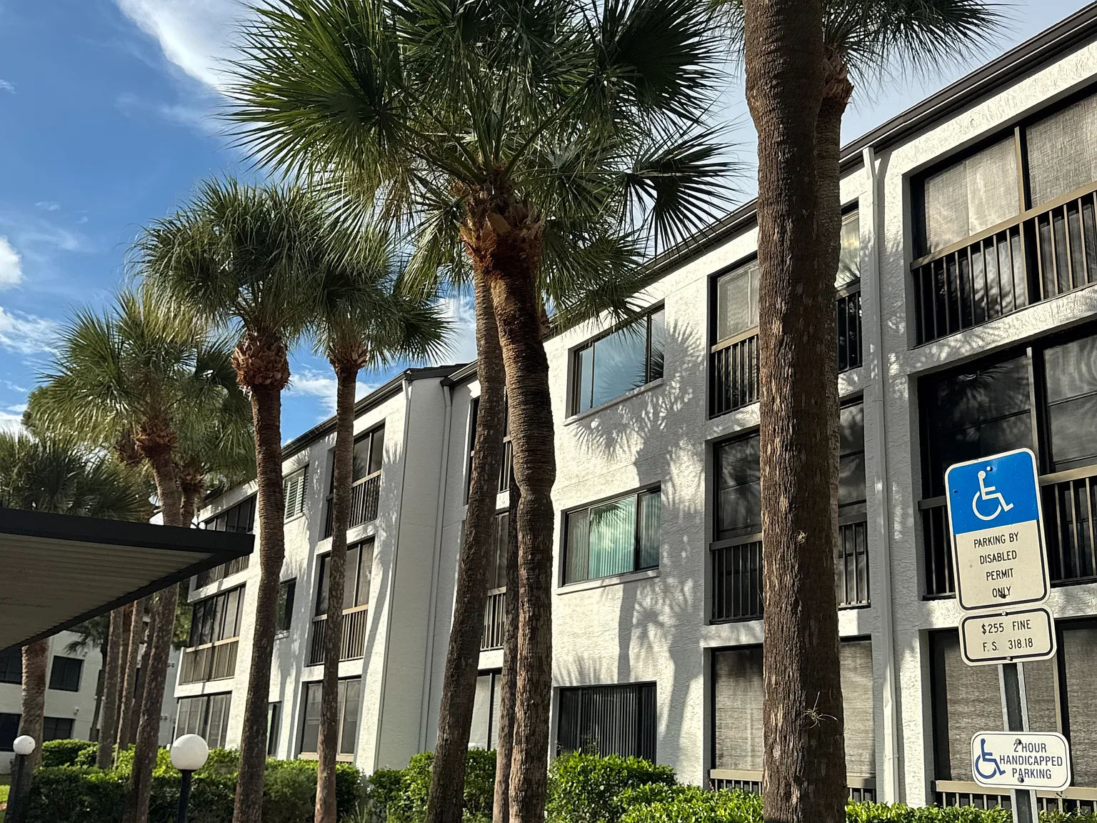 1 bed, 765 sqft, $1,500 — Photo 2