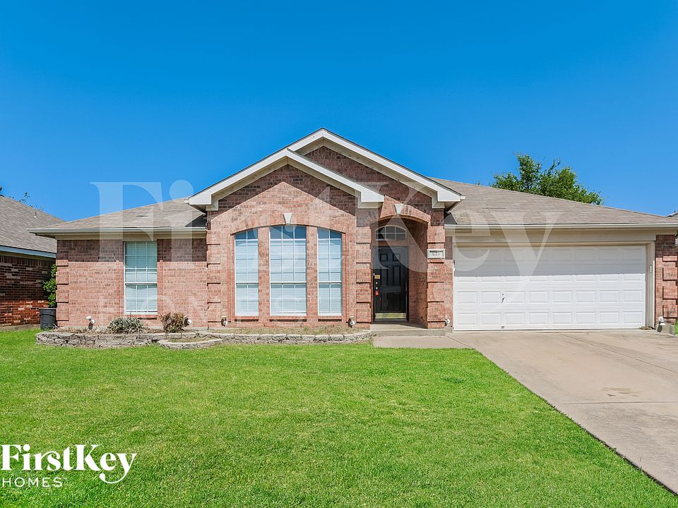 1st image of 635 Saint Eric Dr