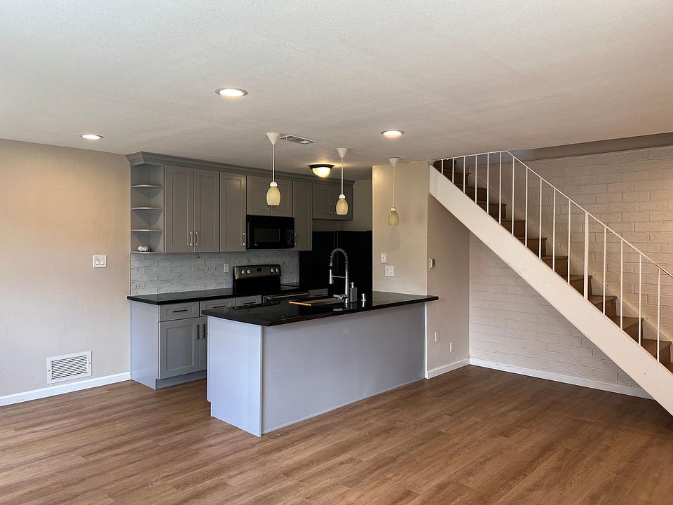 1st image of 1305 Joplin Dr Unit 3