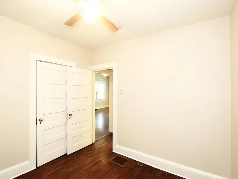 Downstairs Bedroom 1