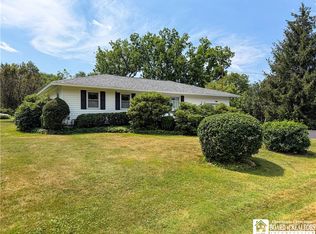 7 Swan St, Forestville, NY 14062